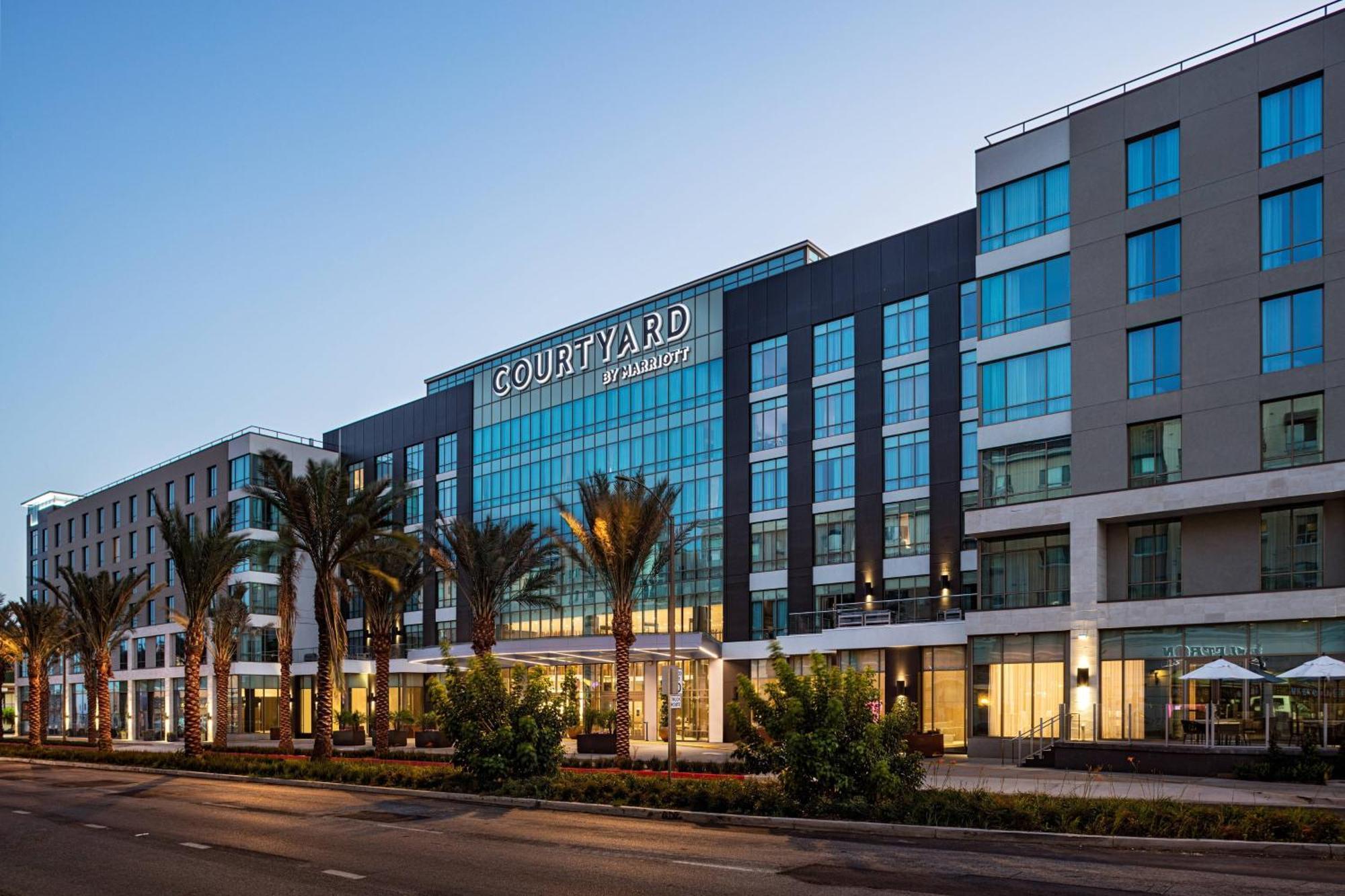 Courtyard By Marriott Los Angeles Monterey Park Esterno foto